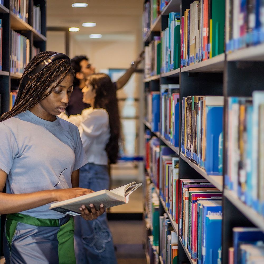 Students in the MDX Dubai library